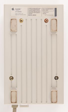 Lot #4058 Apple IIGS 'Woz Edition' Computer with Monitor, Keyboard, Mouse, External Drives, and Manuals - Image 17