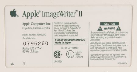 Lot #4058 Apple IIGS 'Woz Edition' Computer with Monitor, Keyboard, Mouse, External Drives, and Manuals - Image 22