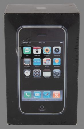 Lot #4211 Apple iPhone - Rare 4GB Model (First Generation, Sealed) - Image 3