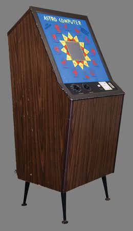 Lot #4271 Astro Computer Arcade Projector Game (Nutting, 1969) - Image 1