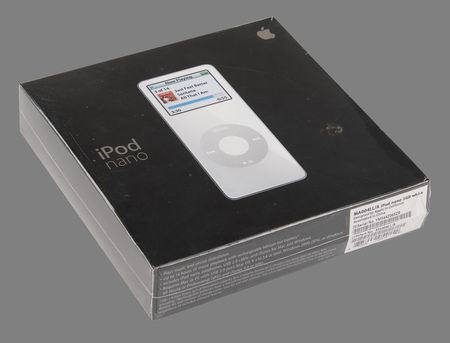 Lot #4228 Apple iPod Nano (1st Generation, Sealed - 2GB, White) - Image 3