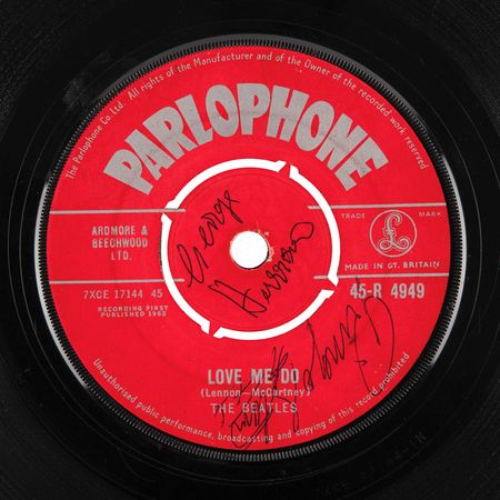 Lot #570 Beatles Signed 'Love Me Do / P.S. I Love You' 45 RPM Single Record - Parlophone UK First Pressing - Signed One Day After Its Release - Image 3