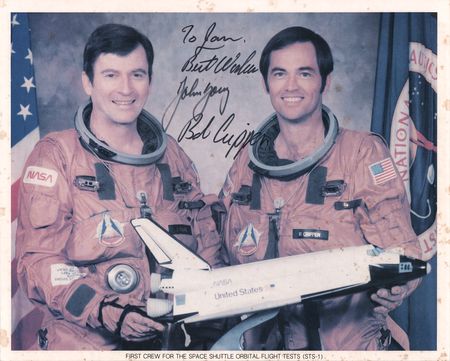 Lot #467 John Young and Bob Crippen Signed Photograph - Image 1