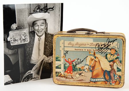 Lot #747 Roy Rogers and Dale Evans (2) Signed Items - Image 1