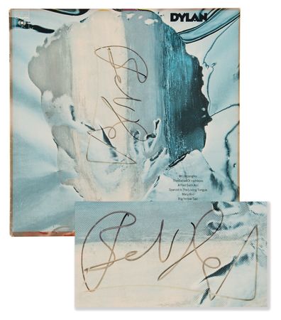 Lot #577 Bob Dylan Signed Album - Dylan - Image 1