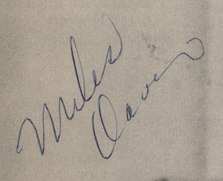 Lot #635 Miles Davis Signed 1960 UK Tour Program - Image 2