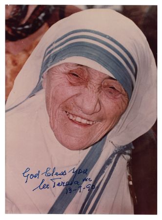 Lot #299 Mother Teresa Signed Photograph