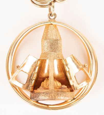 Lot #6004 Jo Schirra's Mercury-Apollo Charm Bracelet including (4) Flown Charms, with Rare Gold Apollo 7 Robbins Medallion - Image 6