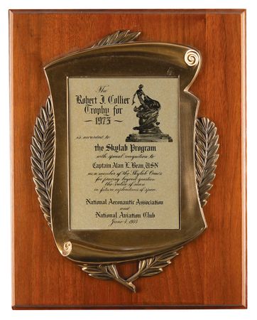 Lot #6208 Collier Trophy Award (1973) Plaque for 'the Skylab Program' - From the Personal Collection of Alan Bean - Image 1