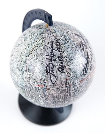 Lot #6380 Apollo Astronauts (5) Multi-Signed Apollo Moon Flights Globe - Image 2