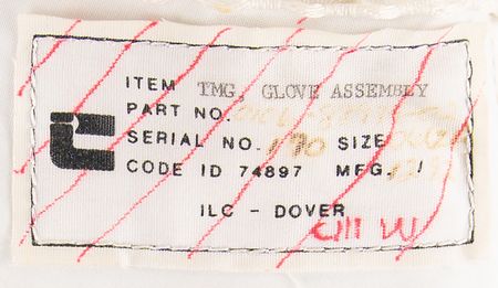 Lot #6438 Space Shuttle 4000 Series EMU Glove TMG (Right) - Image 3