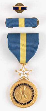 Lot #6224 Navy Distinguished Service Medal - From the Personal Collection of Alan Bean - Image 1