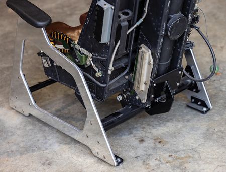 Lot #6485 Martin Baker MK6A Ejection Seat Lounge Chair - Image 4