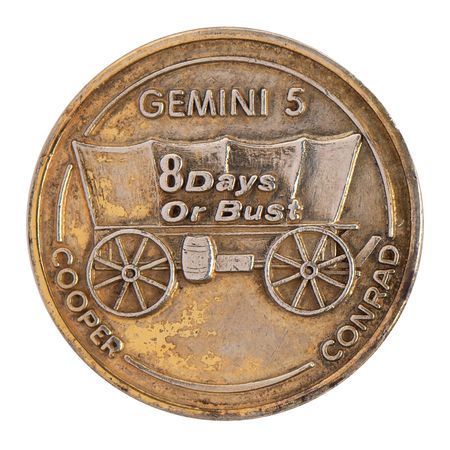 Lot #6040 Gemini 5 Flown Gold-Plated Fliteline Medallion - From the Collection of Bailey K. Howard - Image 1