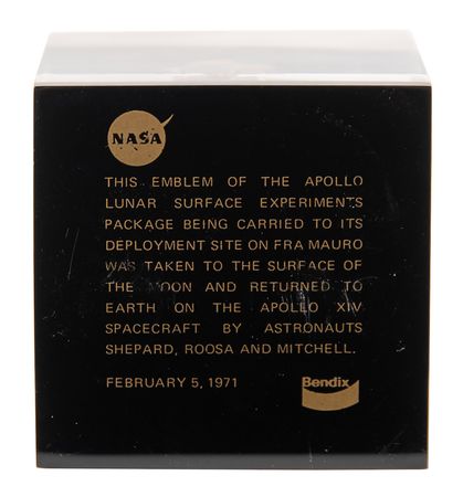 Lot #6276 Apollo 14 Flown ALSEP Emblem in Lucite - From the Personal Collection of Edgar Mitchell - Image 3