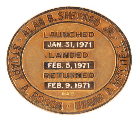 Lot #6275 Apollo 14 Flown 14K Gold Robbins Medallion - From the Personal Collection of Edgar Mitchell - Image 2