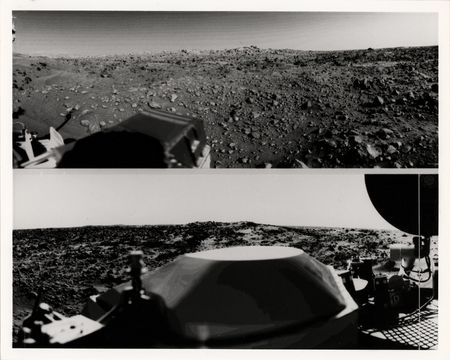 Lot #6470 Viking 1 Lander Original Vintage Photograph: The First Panoramic View of Planet Mars - Image 1
