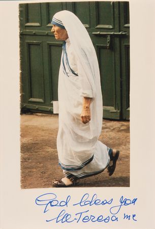 Lot #277 Mother Teresa Signed Photograph