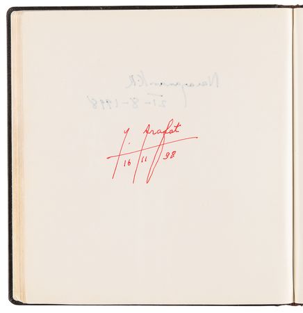 Lot #171 Statesmen and Politicians Autograph Album with (100) Signatures, Including Deng Xiaoping, Nelson Mandela, and the Dalai Lama - Image 10