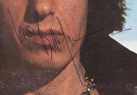 Lot #7124 Rolling Stones Signed Album - Black and Blue - Image 5