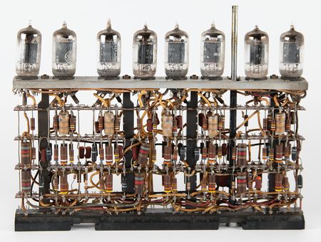Lot #171 IBM 704 Mainframe Computer Vacuum Tube Assembly (Late 1950s) Vacuum Tube - Image 2
