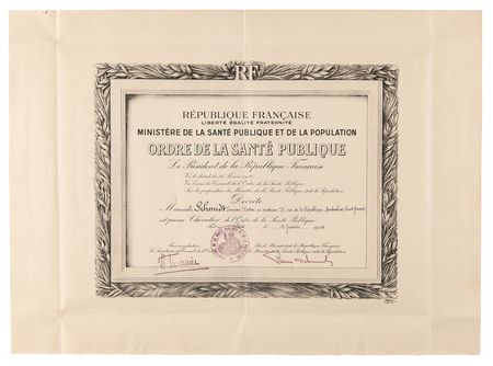 Lot #293 World War II: French Resistance - Archive of Dr. Simone Schmidt, Honored by Yad Vashem as Righteous Among the Nations: Archive of documents from a French Resistance doctor recognized as Righteous Among the Nations for saving Jews during World War II - Image 2