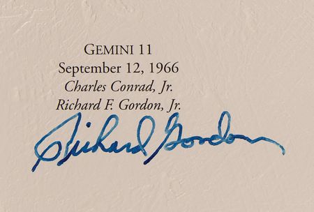 Lot #366 Astronauts (24) Multi-Signed Limited Edition Print by Alan Bean - 'Reaching for the Stars' - Image 5