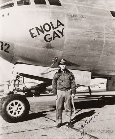 Lot #305 Enola Gay: Jacob Beser Signed Photograph - Image 2
