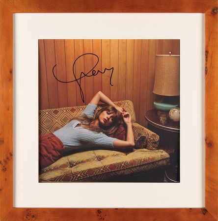 Lot #622 Taylor Swift Signed Print - Image 2
