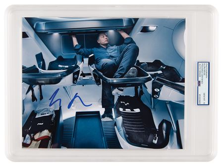 Lot #1061. Elon Musk Signed Photograph - PSA GEM MINT 10