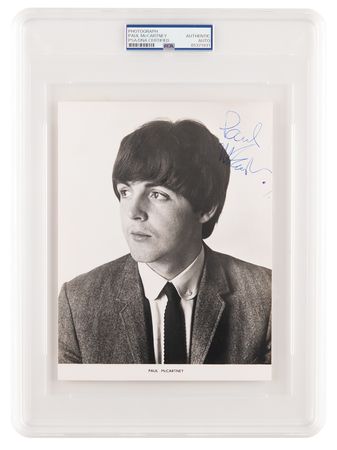 Lot #1171 Beatles: Paul McCartney Signed