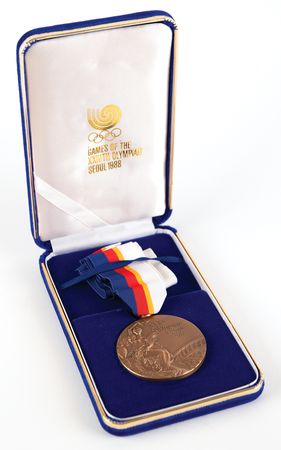 Lot #3095 Seoul 1988 Summer Olympics Bronze Winner's Medal - Unawarded - Image 5