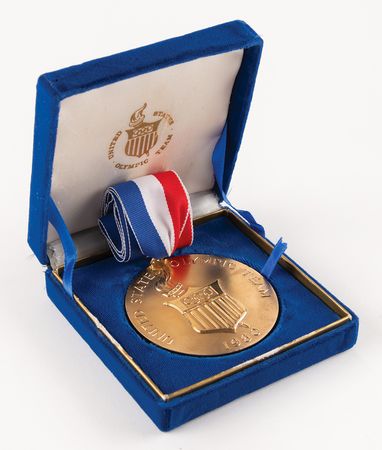 Lot #3370 Congressional Gold Medal of Achievement - Presented to Members of the 1980 U.S. Olympic Team - Image 3
