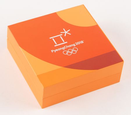 Lot #3166 PyeongChang 2018 Winter Olympics Cupro-Nickel Participation Medal with Box - Image 4