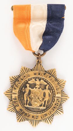 Lot #3222 Amsterdam 1928 Summer Olympics Athlete's NYC Celebration Badge - Image 1
