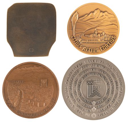 Lot #3114 Winter Olympics (4) Participation Medals - Image 2