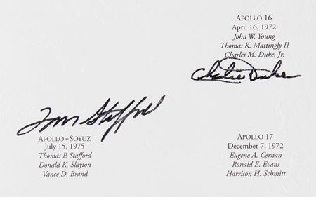 Lot #565 Astronauts (24) Multi-Signed Canvas Giclee Print by Alan Bean: 'Reaching for the Stars' (Ltd. Ed. #951/1500) - Image 5