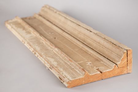 Lot #92 White House Doorway Molding with Original Multi-Layered Paint Relic - Image 3