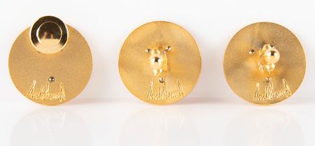 Lot #285 Donald Trump Presidential Gift - Cufflinks and Lapel Pin - Image 4