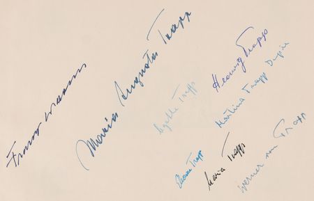 Lot #885 The Von Trapp Family Signed Book - The Trapp-Family Book of Christmas Songs - Image 2