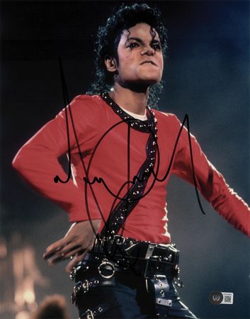 Lot #749 Michael Jackson Signed Photograph - Image 1