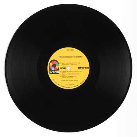 Lot #4040 Allman Brothers Signed Debut Album - The Allman Brothers Band - Image 11