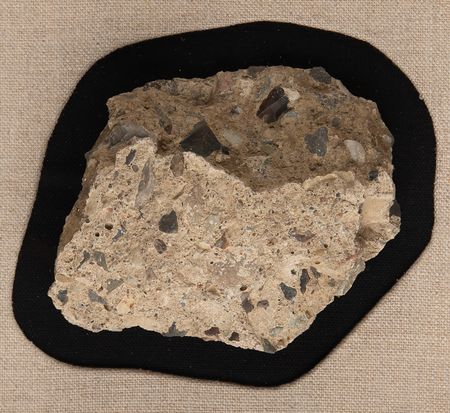 Lot #4006 Ronald Reagan Signed Photograph and Berlin Wall Relic: 