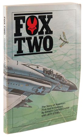 Lot #345 Randy 'Duke' Cunningham Signed Book - Fox Two - Image 3