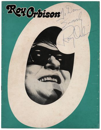 Lot #699 Roy Orbison Signed 1976 Australian Tour Program - Image 1