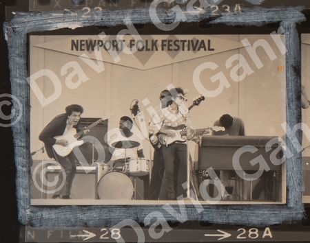 Lot #608 Bob Dylan and the Butterfield Blues Band Soundcheck Contact Sheet Photograph by David Gahr, Newport 1965 - Dylan Goes Electric - Image 4