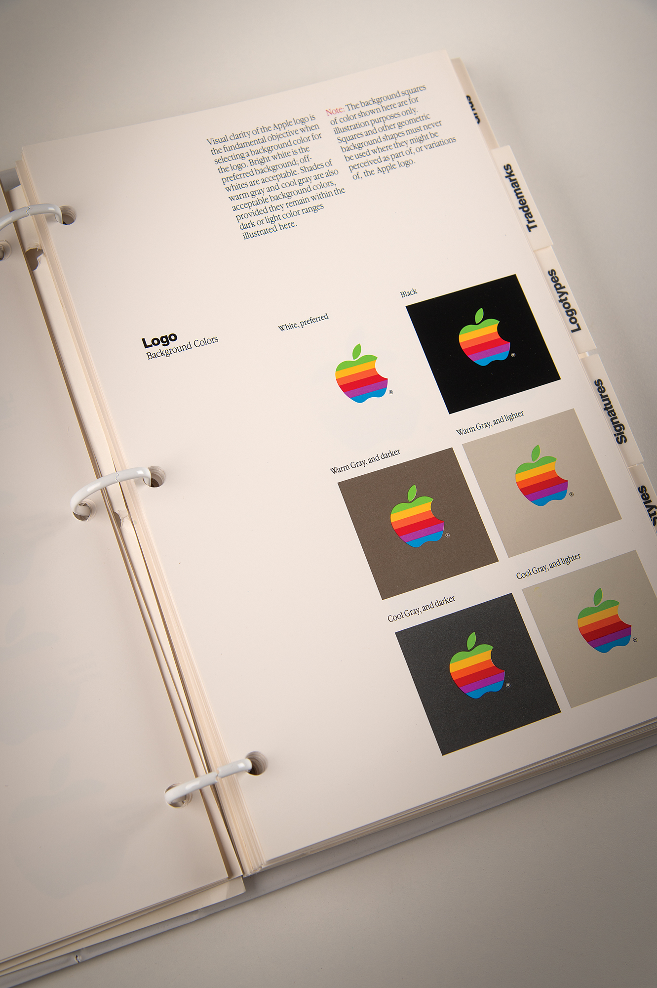 Apple Computer 'Corporate Identity Guidelines' Manual (1985) | RR