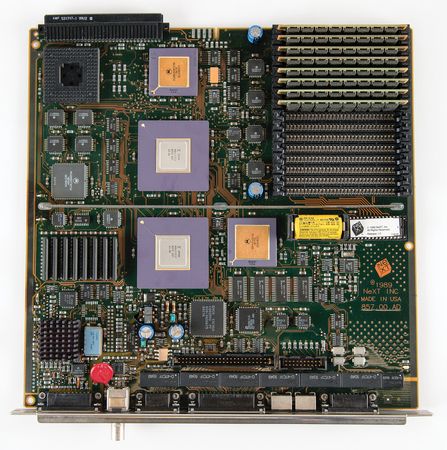 Lot #6081 NeXTcube Logic Board (Motorola 68030 Processor) - Image 1