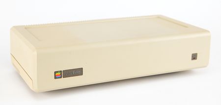 Lot #6054 Apple Lisa 2 Computer Set with Keyboard, Mouse, and ProFile Hard Drive - Image 6