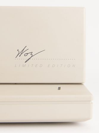 Lot #6072 Apple IIGS 'Woz Edition' Computer with Monitor, Keyboard, Mouse, External Drives, and Manuals - Image 6